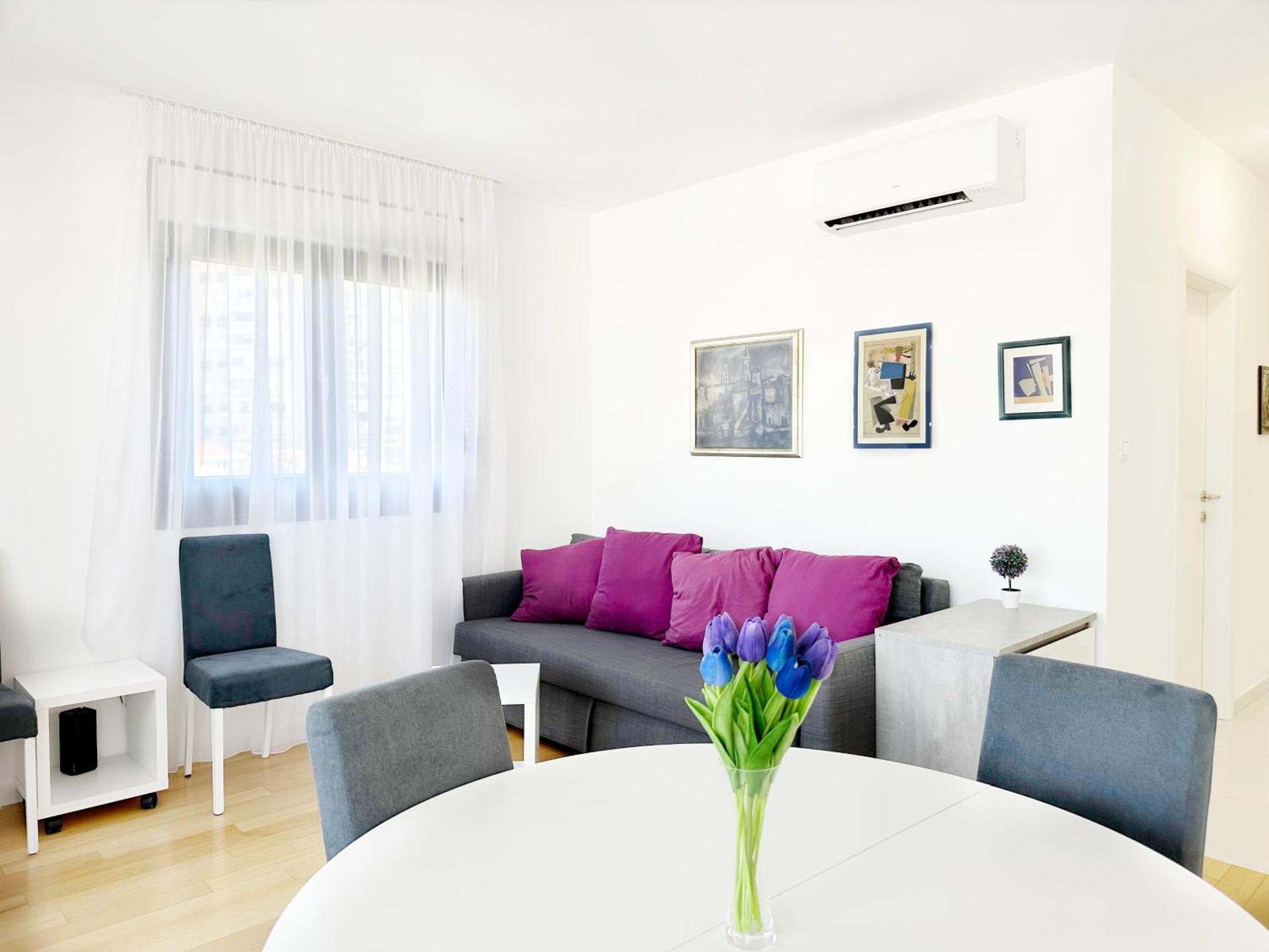 S'akvarel 4 - Private Garage Apartament