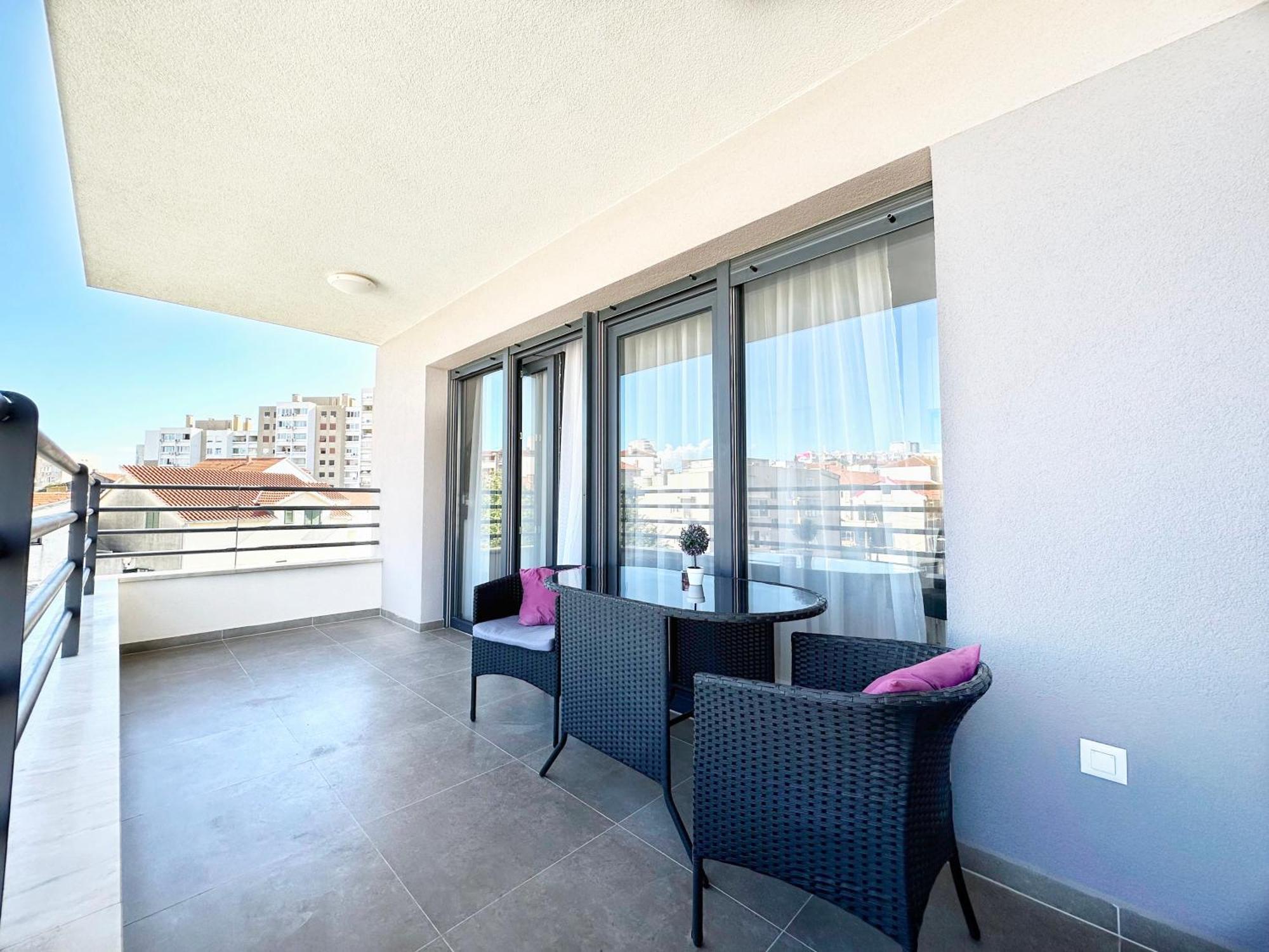 Apartament S'akvarel 4 - Private Garage *